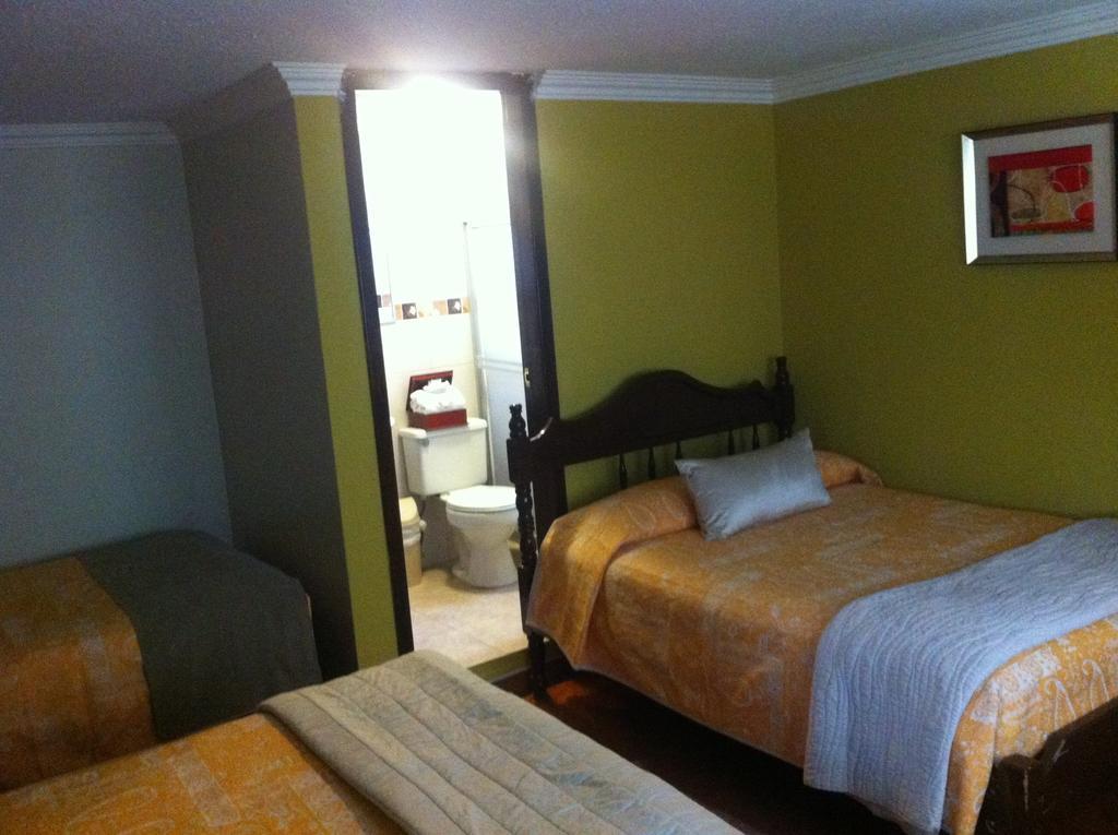 Hotel Margarita 2 Quito Pokoj fotografie